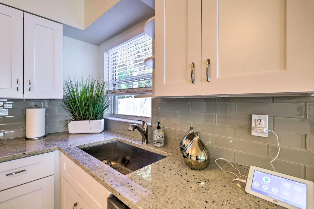 Cute And Cozy Florida Duplex Walk To Beaches! Cocoa Beach Exterior foto